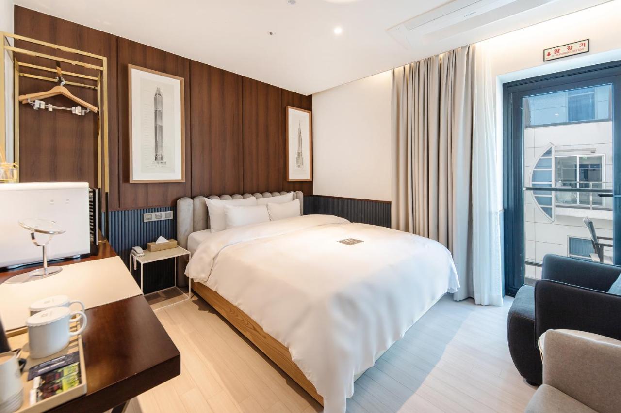 H Avenue Gwanganri Beach Пусан Екстериор снимка